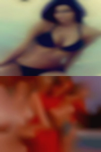 Naturist showing pussy naked woman.